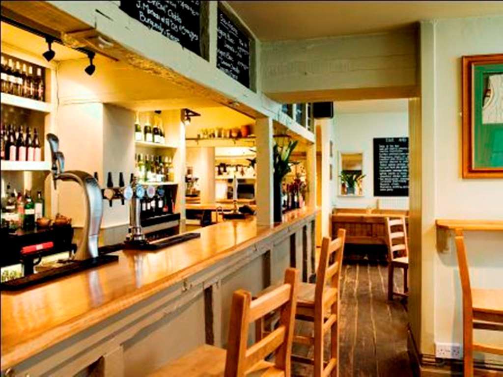 The White Hart Inn Winchcombe Restaurant photo