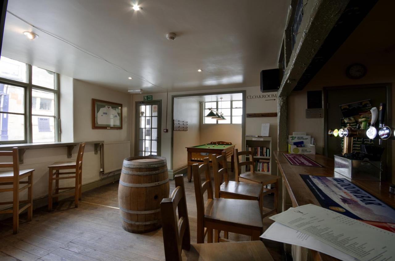 The White Hart Inn Winchcombe Extérieur photo