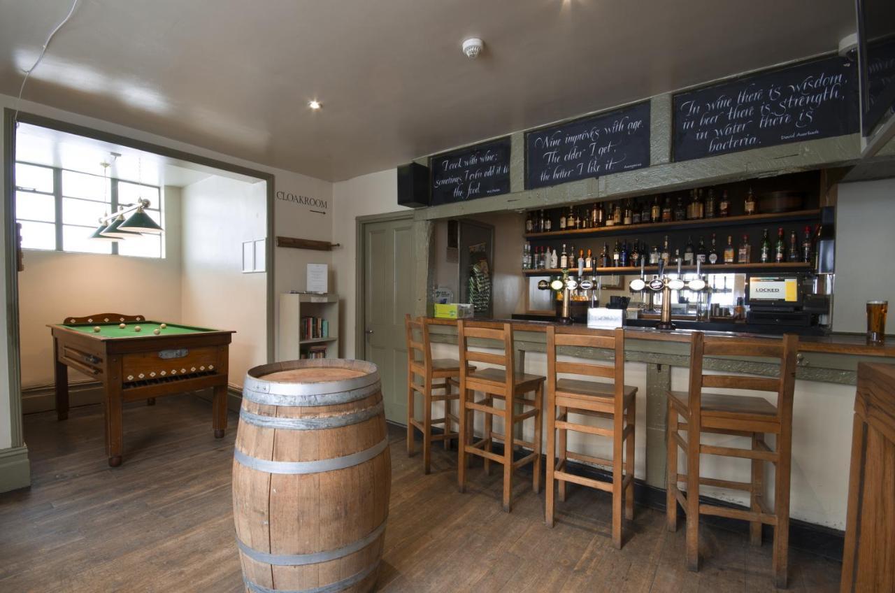 The White Hart Inn Winchcombe Extérieur photo